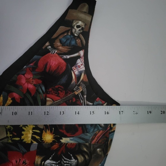 VANITY PROJECT Woman UK 12/ US 8/M Multi-Colored skulls Sleeveless tunic top - Picture 8 of 10